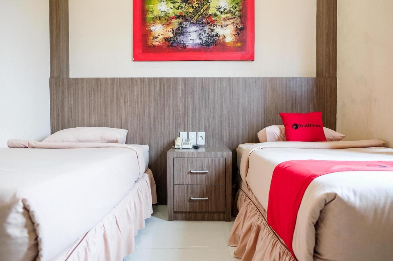 Reddoorz Near Living World 2* Pekanbaru